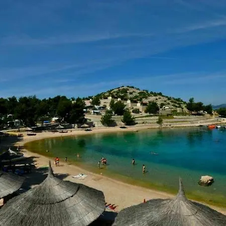 Lancana - Porat&beach Oaza Mira Apartament