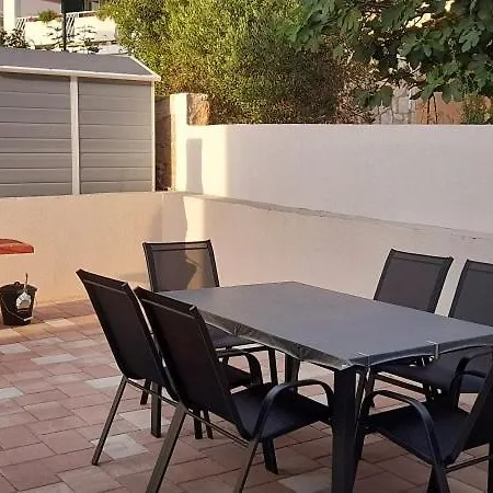 Apartment Lancana - Drage * Drage